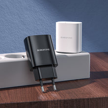 Заредете изображение във визуализатора на галерията – Borofone Wall charger BN1 Innovative - USB - 2,1A with USB to Lightning black
