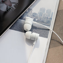 Заредете изображение във визуализатора на галерията – Borofone Earphones BM31 Mysterious with microphone white
