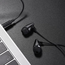 Заредете изображение във визуализатора на галерията – Borofone Earphones BM25 Sound Edge with microphone black
