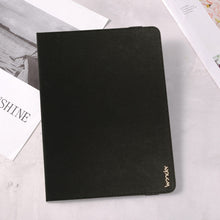 Заредете изображение във визуализатора на галерията – Wonder Leather Tablet Case 13 inches black
