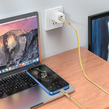 Заредете изображение във визуализатора на галерията – Borofone Cable BU31 Clear Shadow Jelly - USB to Micro USB - 2,4A 1 metre gold
