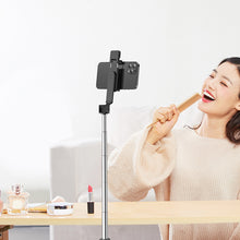 Заредете изображение във визуализатора на галерията – Borofone Selfie Stick BY8 Magic Fill Light bluetooth with tripod and remote control black
