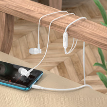 Заредете изображение във визуализатора на галерията – Borofone Earphones BM67 Talent with microphone white
