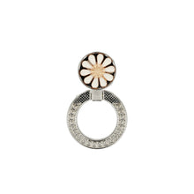 Заредете изображение във визуализатора на галерията – Ring FLOWER - White
