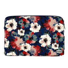 Заредете изображение във визуализатора на галерията – Wonder Sleeve Laptop 15-16 inches blue and camellias
