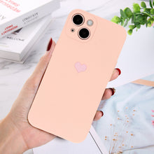 Заредете изображение във визуализатора на галерията – Vennus Silicone Heart Case for Iphone 12 Pro design 1 pink
