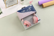 Заредете изображение във визуализатора на галерията – GJBY headphones - BLUETOOTH CA-030 Dinosaur Light pink
