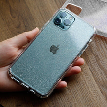 Заредете изображение във визуализатора на галерията – Crystal Glitter Case for Samsung Galaxy S21 FE Silver
