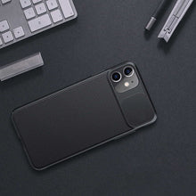 Заредете изображение във визуализатора на галерията – Nillkin CamShield PC Case for Iphone 11 black
