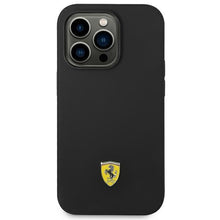 Заредете изображение във визуализатора на галерията – Original FERRARI Hardcase Silicone Metal Logo Magsafe FESSIHMP14XBK for Iphone 14 Pro Max Black
