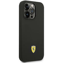 Заредете изображение във визуализатора на галерията – Original FERRARI Hardcase Silicone Metal Logo Magsafe FESSIHMP14XBK for Iphone 14 Pro Max Black
