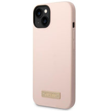 Заредете изображение във визуализатора на галерията – Original Case GUESS Silicone Logo Plate MagSafe GUHMP14SSBPLP for Iphone 14 pink
