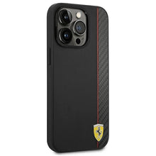 Заредете изображение във визуализатора на галерията – Original FERRARI Case Carbon FEHCP14LAXBK for Iphone 14 Pro Black
