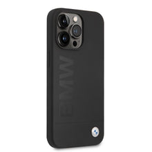 Заредете изображение във визуализатора на галерията – Original Case BMW Silicone Signature Logo Magsafe BMHMP13LSLBLBK for Iphone 13 Pro Black
