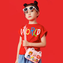 Заредете изображение във визуализатора на галерията – Kids handbag K10 red
