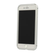 Заредете изображение във визуализатора на галерията – Luphie Magnetic ARC Case for Iphone XR (6,1") silver
