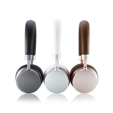 Заредете изображение във визуализатора на галерията – REMAX Bluetooth Headset - RB-520 HB Silver
