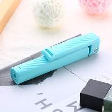 Заредете изображение във визуализатора на галерията – REMAX Selfie stick Mini - XT-P02 - wired lightning - Orange
