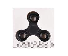 Заредете изображение във визуализатора на галерията – FIDGET SPINNER METAL CLASSIC WHITE
