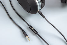 Заредете изображение във визуализатора на галерията – GJBY headphones - AUDIO EXTRA BASS GJ-28 with microphone White
