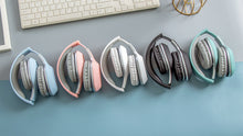 Заредете изображение във визуализатора на галерията – GJBY headphones - AUDIO EXTRA BASS GJ-28 with microphone White
