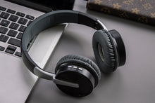 Заредете изображение във визуализатора на галерията – GJBY headphones - BLUETOOTH CA-018 White-grey

