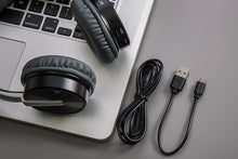 Заредете изображение във визуализатора на галерията – GJBY headphones - BLUETOOTH CA-018 White-grey
