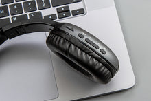 Заредете изображение във визуализатора на галерията – GJBY headphones - BLUETOOTH CA-029 White

