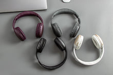 Заредете изображение във визуализатора на галерията – GJBY headphones - BLUETOOTH CA-029 White
