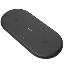 Заредете изображение във визуализатора на галерията – Hoco dual power wireless fast charger qi 10w cw23 black - TopMag
