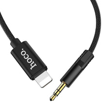 Заредете изображение във визуализатора на галерията – Hoco кабел аудио жак 3,5mm към lightninng 8-pin upa13 черен - TopMag
