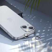 Заредете изображение във визуализатора на галерията – Hoco протектор за камера за iphone 13 mini / iphone 13 eagle eye metal silver (v12) - TopMag
