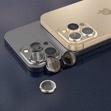Заредете изображение във визуализатора на галерията – Hoco протектор за камера за iphone 13 pro / 13 pro max eagle eye metal gold (v12) - TopMag
