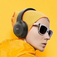 Заредете изображение във визуализатора на галерията – Hoco wireless headphones outstanding w29 black - TopMag
