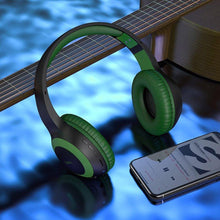 Заредете изображение във визуализатора на галерията – Hoco wireless headphones outstanding w29 green - TopMag
