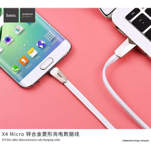 Заредете изображение във визуализатора на галерията – Hoco zinc alloy rhombus charging кабел micro x4 white - TopMag
