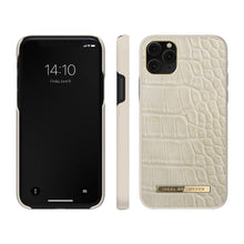 Заредете изображение във визуализатора на галерията – Ideal of sweden atelier for iphone 11 pro / xs / x caramel croco - TopMag
