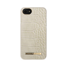 Заредете изображение във визуализатора на галерията – Ideal of sweden atelier for iphone 8 / 7 / 6s / se caramel croco - TopMag
