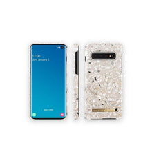 Заредете изображение във визуализатора на галерията – Ideal of sweden гръб за samsung s10 greige terazzo - TopMag

