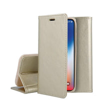 Заредете изображение във визуализатора на галерията – Magnet калъф тип книга - iPhone x / xs златен - TopMag
