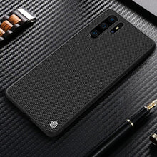 Заредете изображение във визуализатора на галерията – Nillkin Texture гръб за huawei p30 черен - само за 29.1 лв
