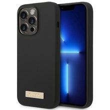 Заредете изображение във визуализатора на галерията – Original Case GUESS Silicone Logo Plate MagSafe GUHMP14LSBPLK for Iphone 14 Pro black
