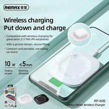 Заредете изображение във визуализатора на галерията – Remax wirelles charger for airpods fonry 10w rp-w20 white - само за 21.4 лв
