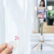 Заредете изображение във визуализатора на галерията – Selfie stick led ring tripod + remote control white sstr-20 - TopMag
