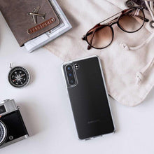 Заредете изображение във визуализатора на галерията – Spigen case liquid crystal гръб за samsung s21 fe crystal clear - TopMag

