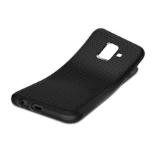 Заредете изображение във визуализатора на галерията – Spigen liquid air гръб за samsung a6 2018 черен - само за 33.2 лв
