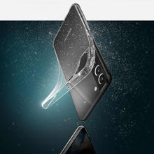 Заредете изображение във визуализатора на галерията – Spigen liquid crystal case for samsung s22 glitter crystal - TopMag
