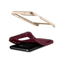 Заредете изображение във визуализатора на галерията – Spigen neo hybrid - samsung s10e  burgundy - само за 43.3 лв
