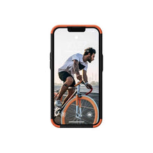 Заредете изображение във визуализатора на галерията – ( uag ) urban armor gear civilian for iphone 13 green - TopMag
