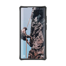Заредете изображение във визуализатора на галерията – ( uag ) urban armor gear monarch гръб за samsung s22 ultra 5g carbon fiber - TopMag
